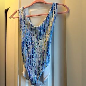 Londre Cross Back Tank Swimsuit Size MEDIUM BNWT